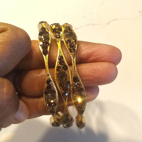 Bracelets/ Bangles - Picture 4 of 4